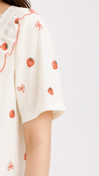 Sweet Harvest | Red Strawberry Printed Nightgown