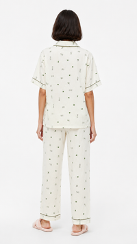 Green Crush | Green Heart Printed 2 Piece Pyjama Set